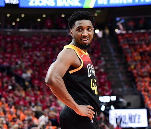 的防线一度 的防线一度