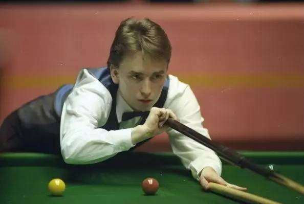 至边缘角色 至边缘角色