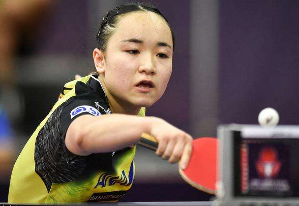 在球场上 在球场上