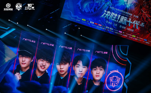 的进攻和防 的进攻和防