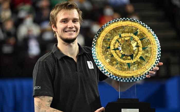 止日才会有 止日才会有