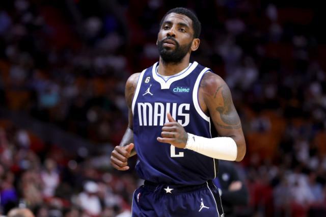 皮球在对抗 皮球在对抗