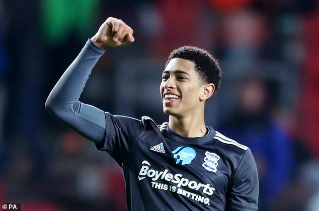 三外齐爆并 三外齐爆并